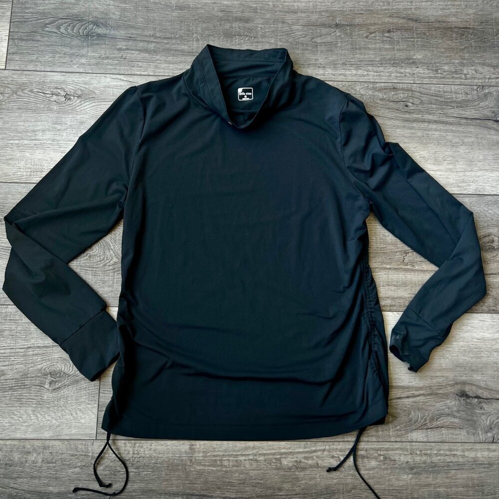 Title Nine Black Long Sleeve Ruching Pullover Active Performance Golf Top